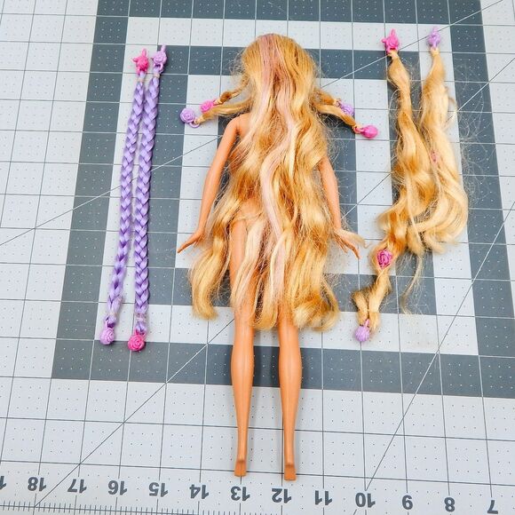 Mattel Cut & Style Barbie Repunzel Doll Hair Extensions Clips Nude - Picture 2 of 6